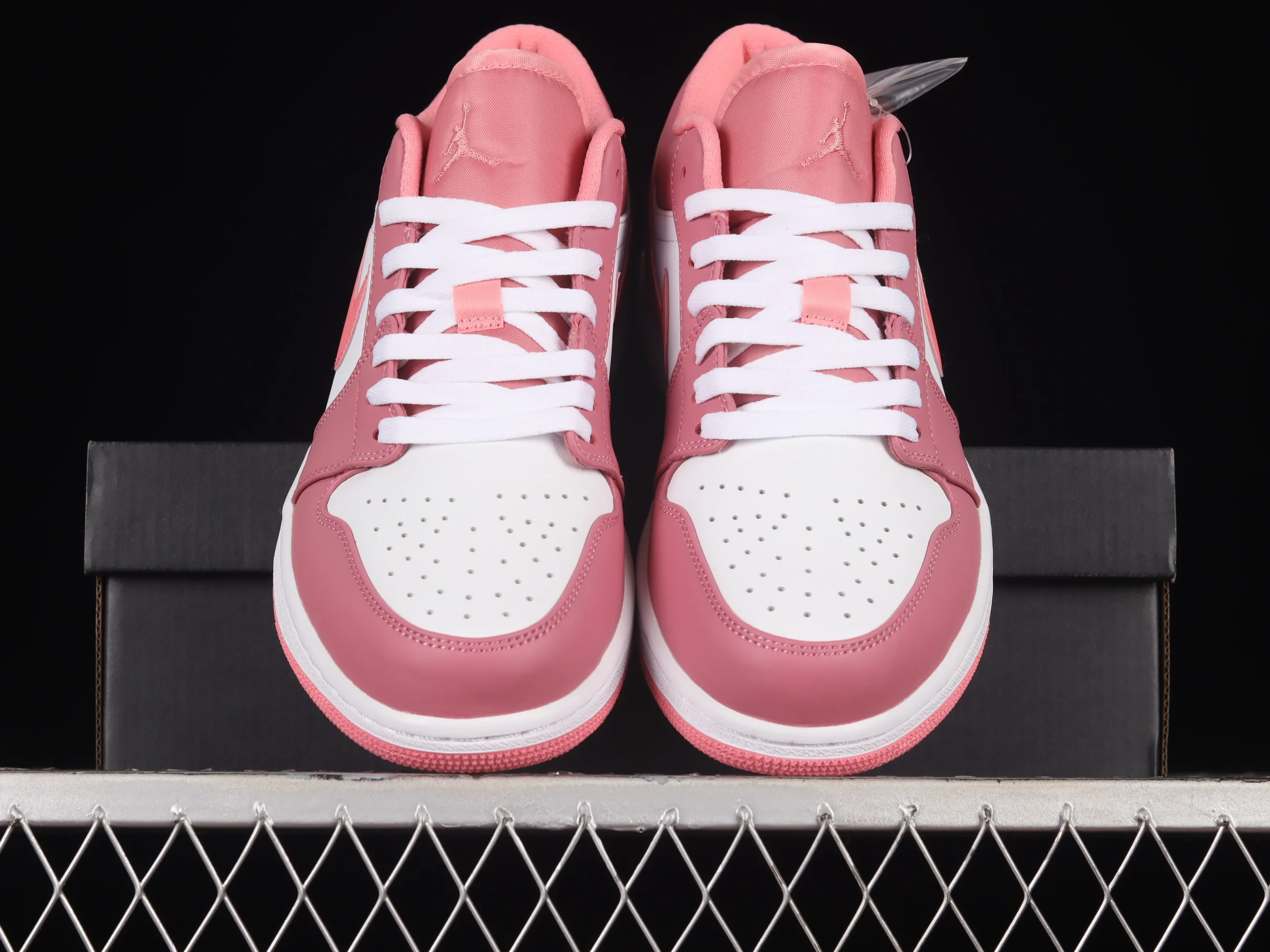 All categories Air Jordan Jordan series basketball shoes Air Jordan 1 Low Air Jordan 1 Low "Desert Berry" AJ1 Joe 1 pink and white low-top cultural basketball shoes 553558-616
